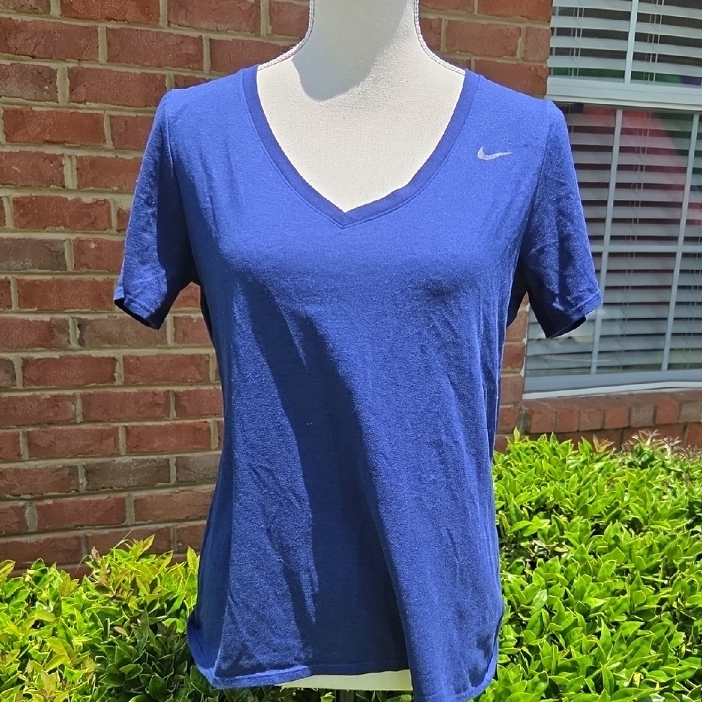 Nike Navy Blue Dri Fit V neck Short Sleeve Tee Size L